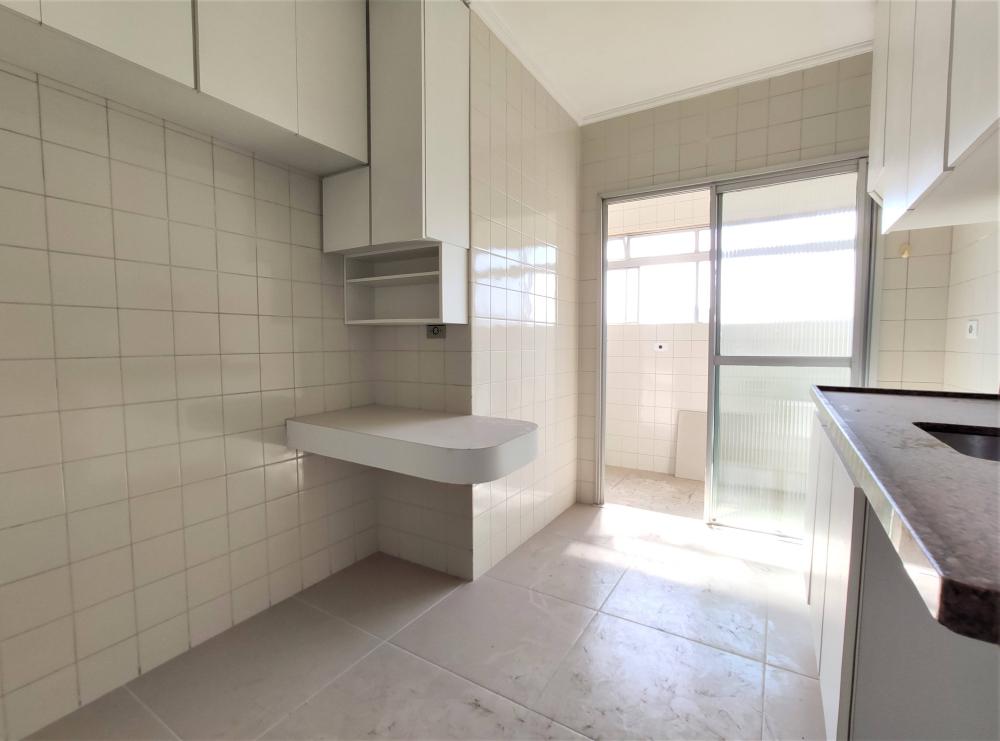 Apartamento, 3 quartos, 81 m² - Foto 2
